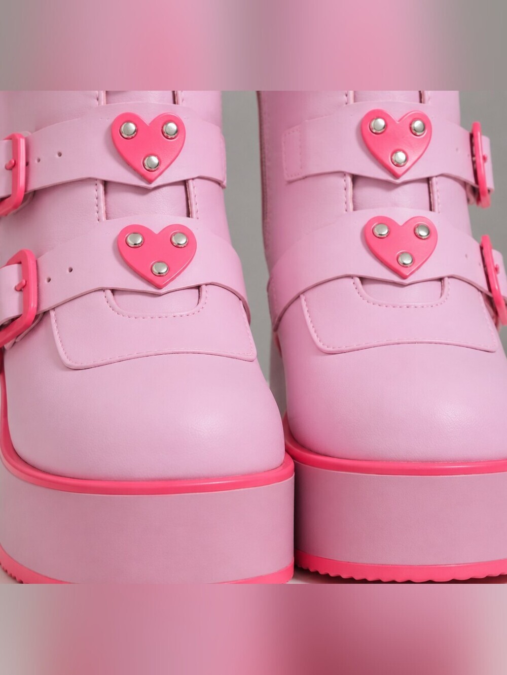 Pink Platform Ankle Boots Womens Size 7 Heart Buckle Goth Kawaii Chunky Zip - Picture 3 of 3